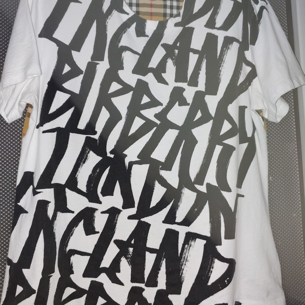 Burberry shirt top sz M